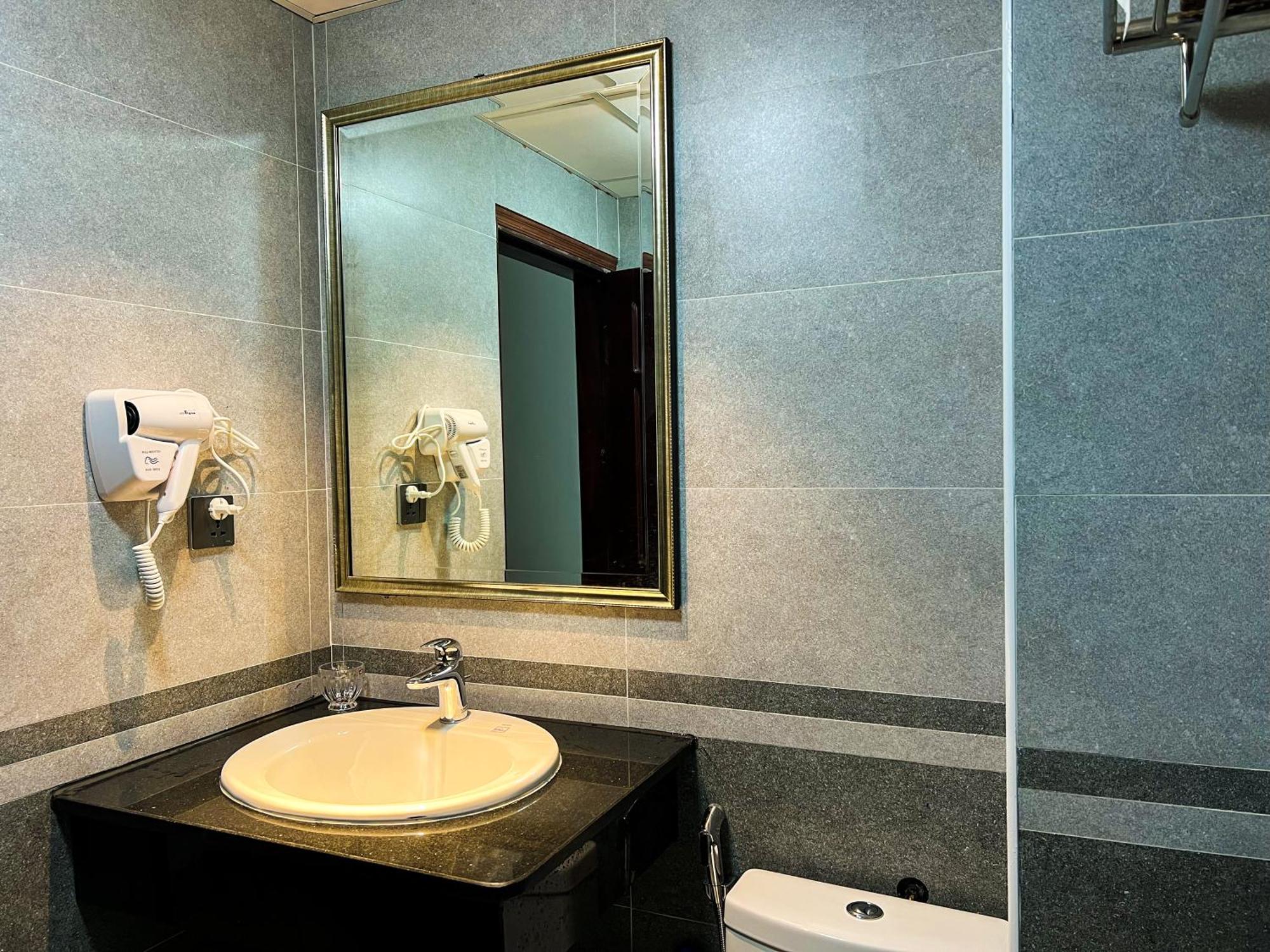 Ven Ho Hotel Ханой Экстерьер фото