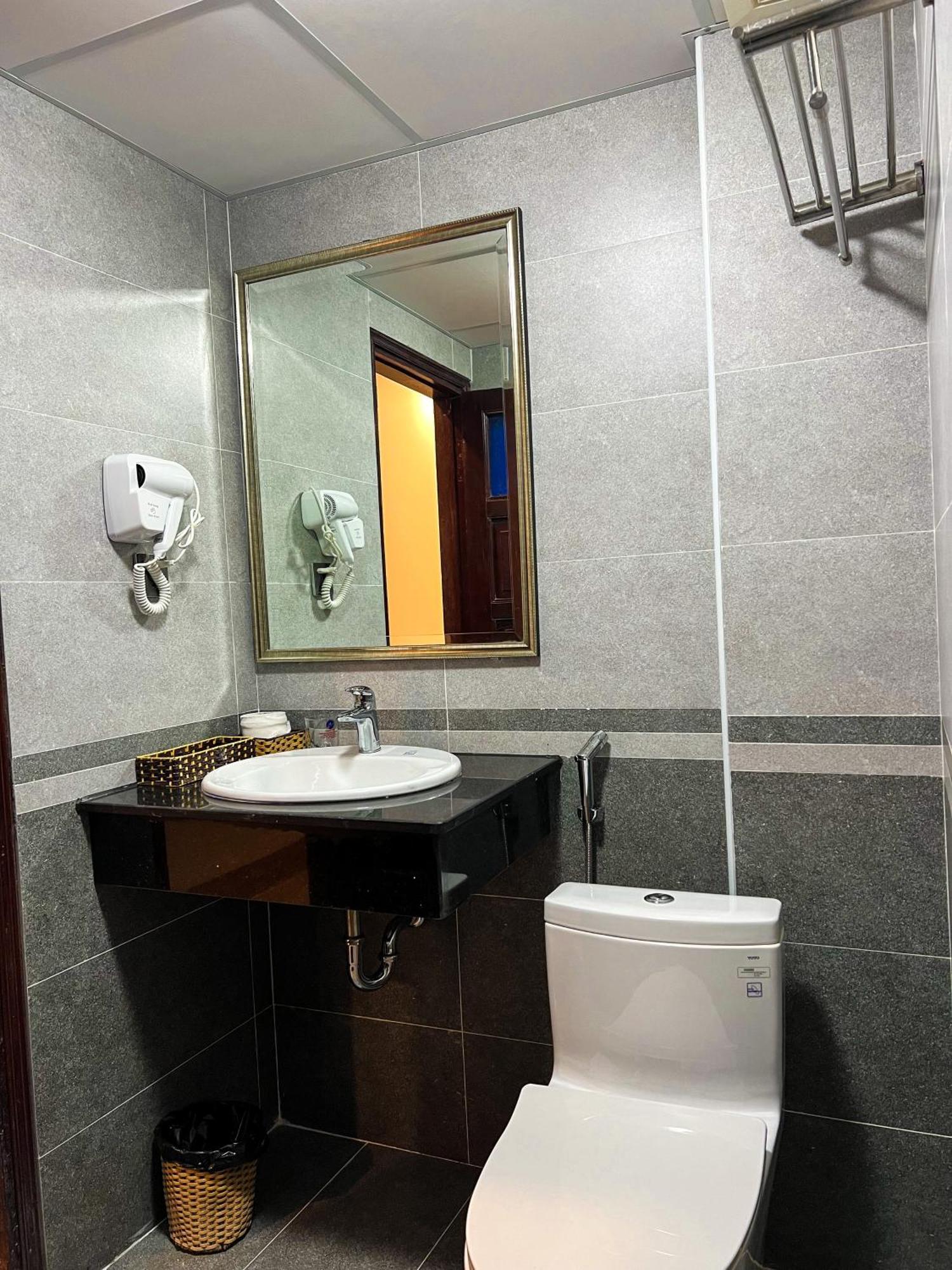 Ven Ho Hotel Ханой Экстерьер фото
